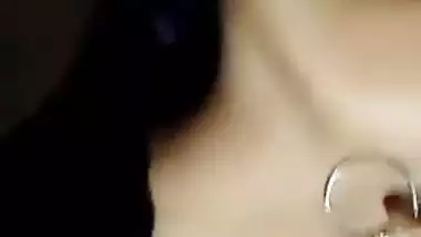 Attractive Lankan girl gets her Desi XXX pussy nailed really hard