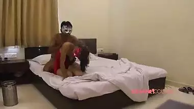 Indian Wife Reenu Juicy Hole Fucked By Big Desi Cock