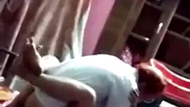 Sex mms of mumbai girl and neighbor uncle