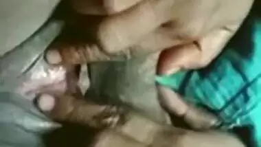 Horny Tamil Bhabi Showing Her Boobs and Pussy (Updates)