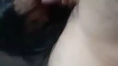Hubby makes video of her chubby wife giving blowjob