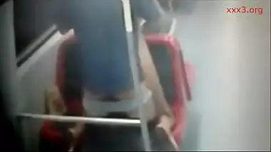 Girl Fucked in Delhi Metro Hidden cam