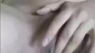 Indian Amateur Hot Wife Fingering