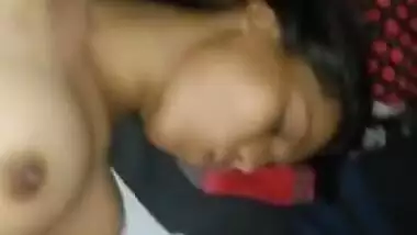 Boy involves Desi whore in XXX sex on camera in self-made porn video